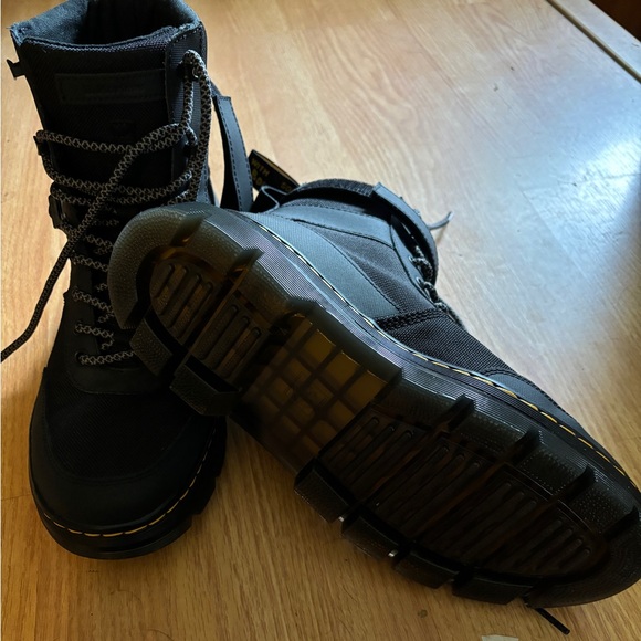 Dr (Doc) Martens COMBS TECH II EXTRA TOUGH UTILITY BOOTS - Picture 2 of 4